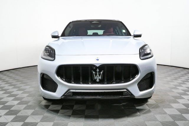 Used 2023 Maserati Grecale Modena AWD/4WD image 37