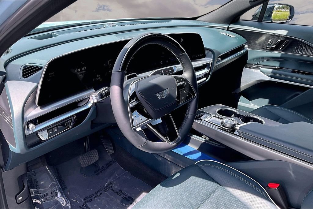 Used 2024 Cadillac Lyriq Sport w/ Nappa Leather Package AWD/4WD image 17