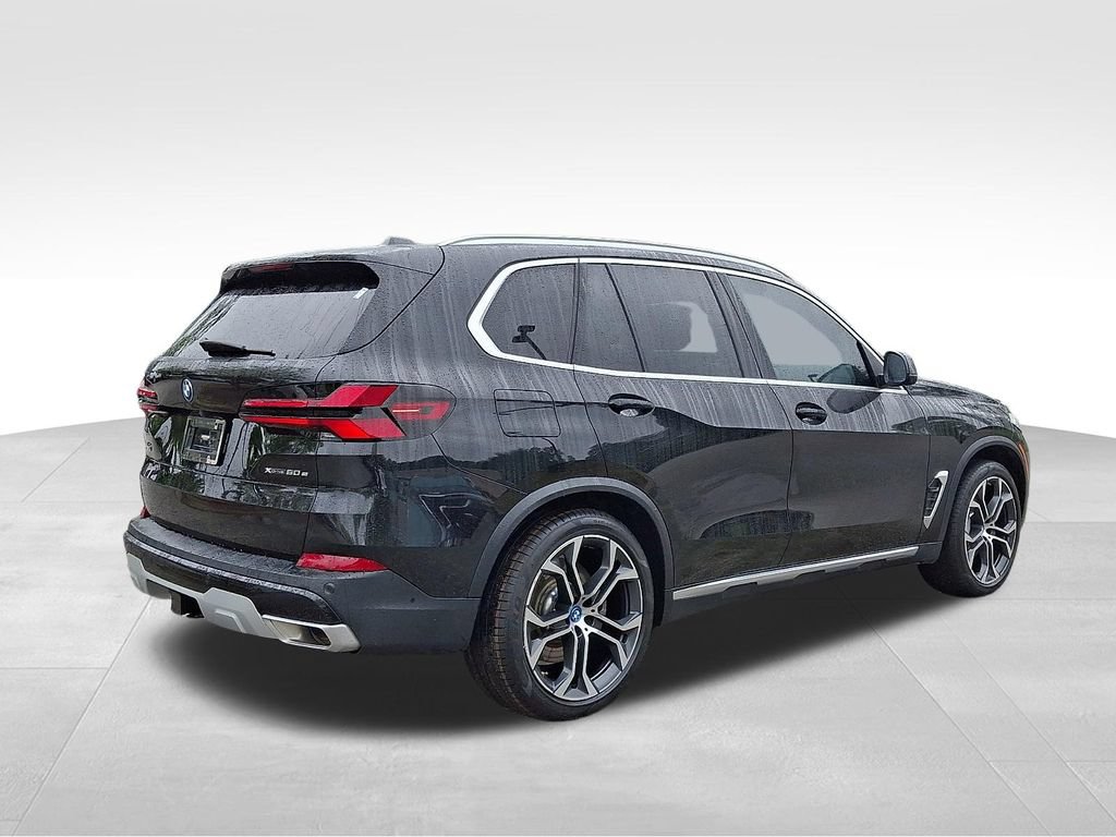 Used 2024 BMW X5 xDrive50e w/ Premium Package AWD/4WD image 6