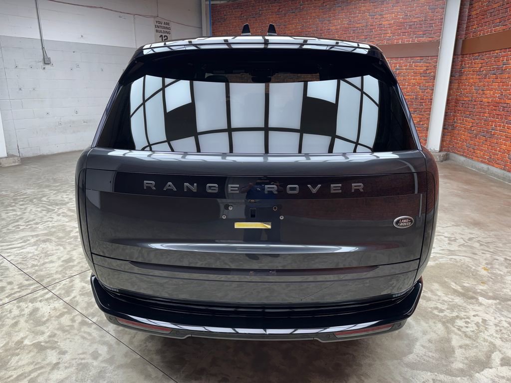 Used 2023 Land Rover Range Rover SE AWD/4WD image 4