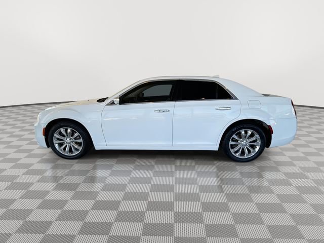 Used 2018 Chrysler 300 Limited image 6