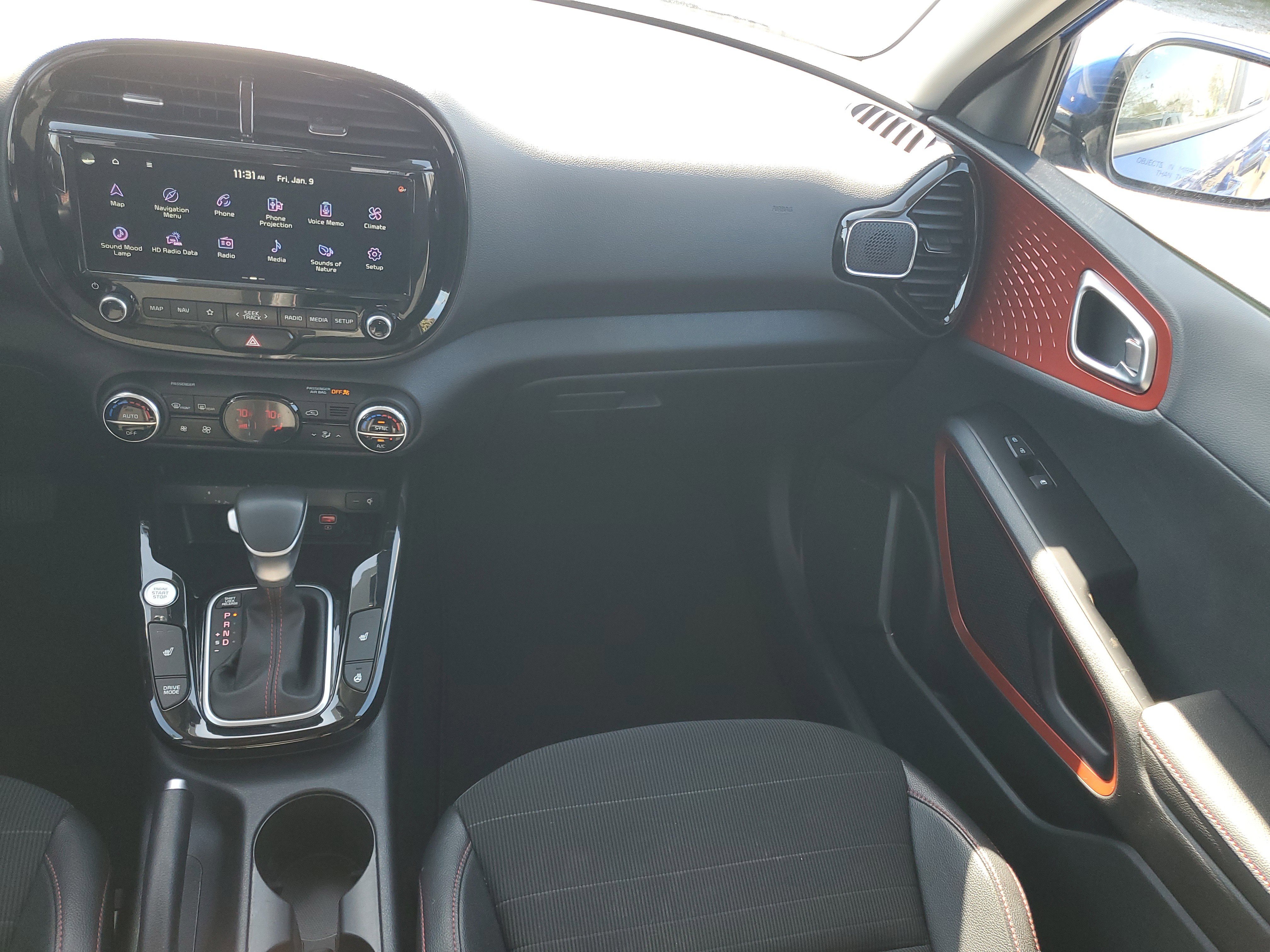 Used 2022 Kia Soul Turbo image 32
