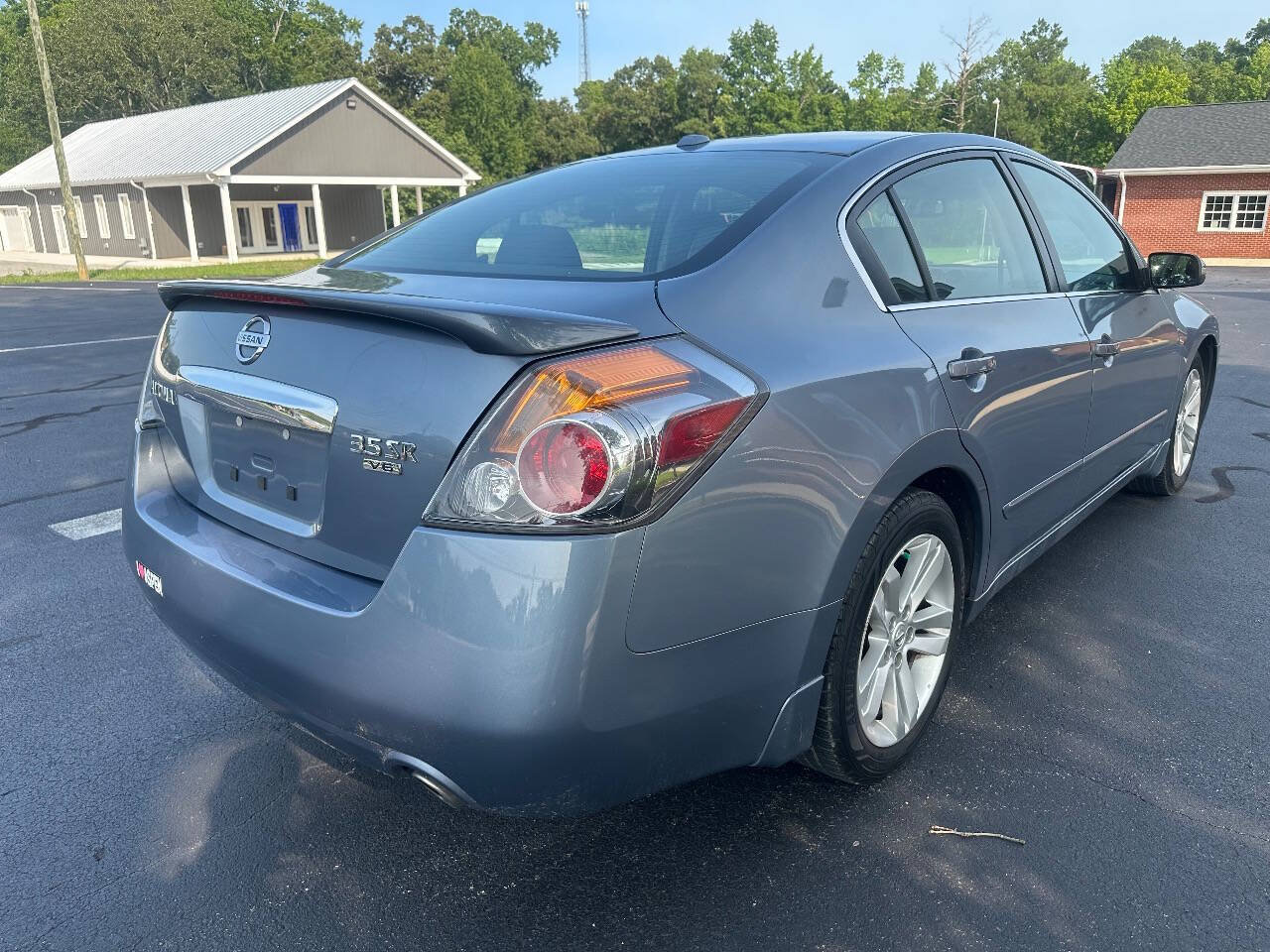 Used 2012 Nissan Altima 3.5 SR w/ Sport Pkg FWD image 6
