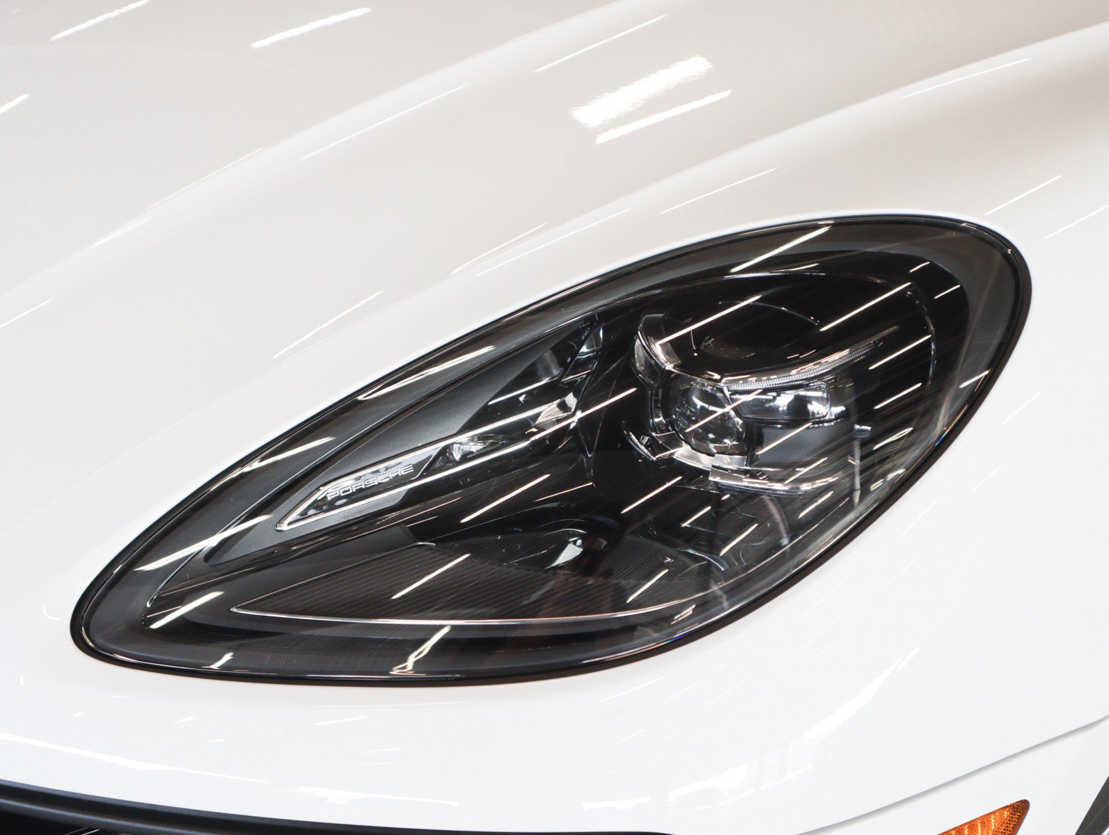 Used 2026 Porsche Macan AWD/4WD image 28