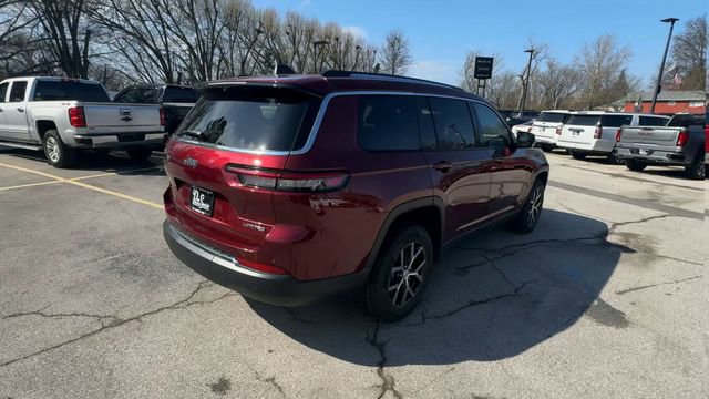 Used 2023 Jeep Grand Cherokee L Limited w/ Luxury Tech Group II image 8