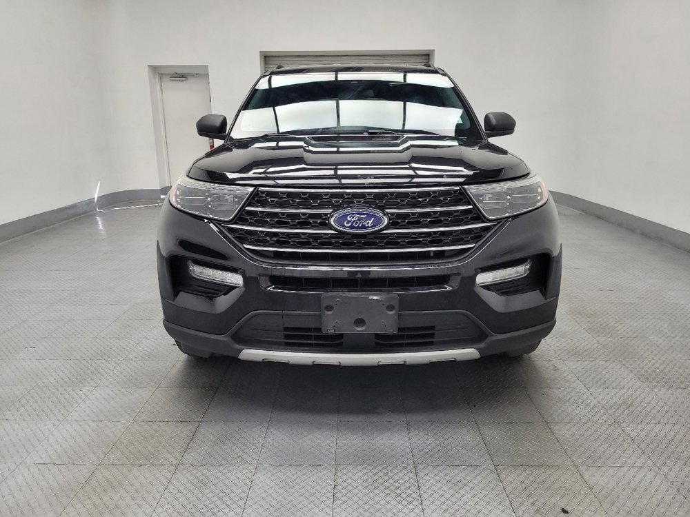 Used 2020 Ford Explorer XLT w/ Equipment Group 202A image 14