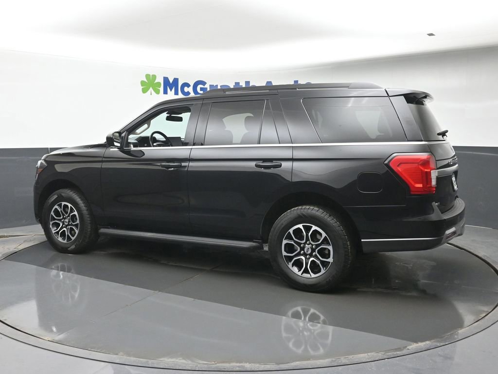 Used 2024 Ford Expedition XLT image 21