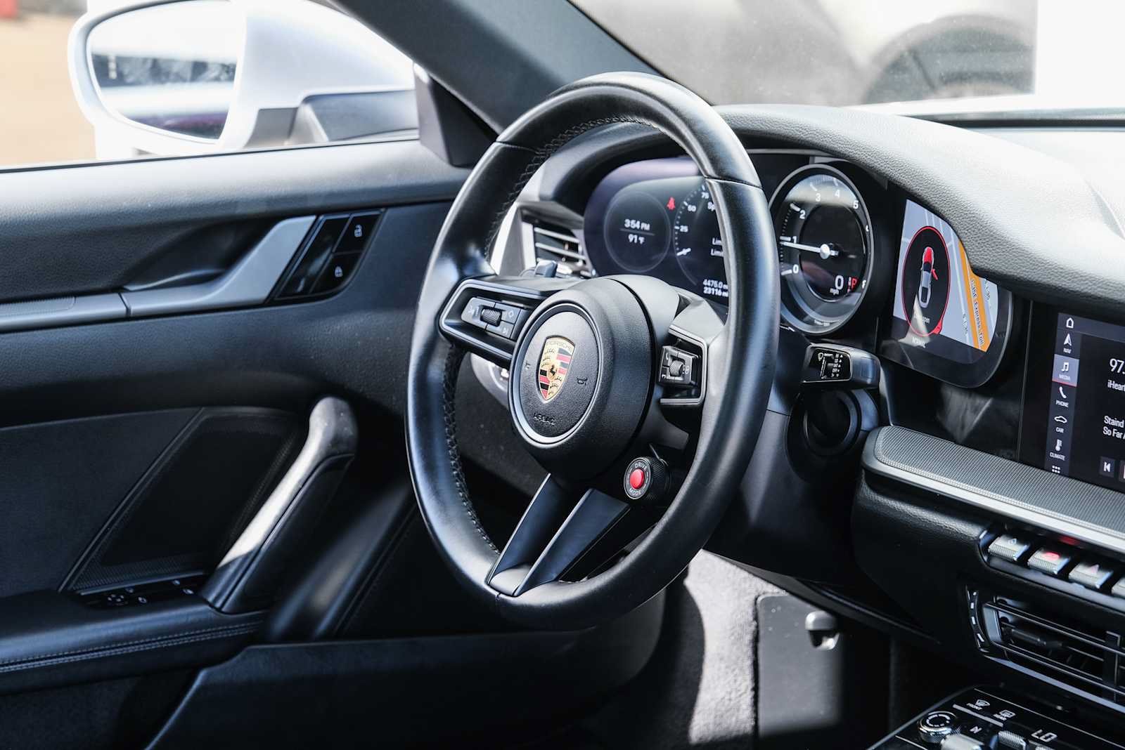 Used 2020 Porsche 911 Carrera RWD image 23
