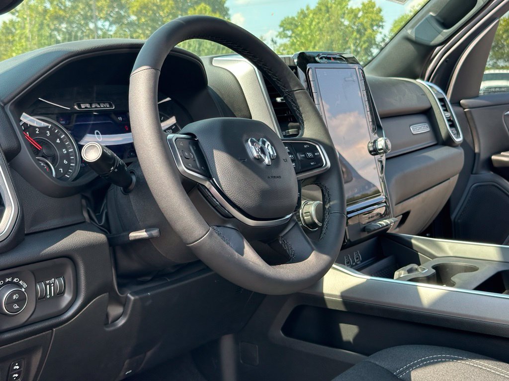 New 2026 RAM 1500 Big Horn AWD/4WD image 24