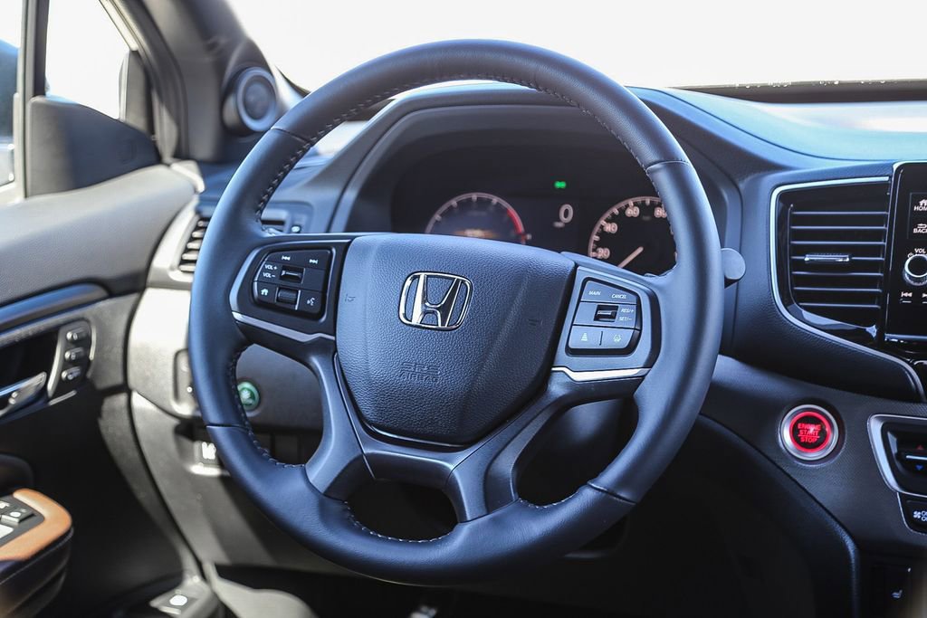 Used 2025 Honda Ridgeline RTL image 16