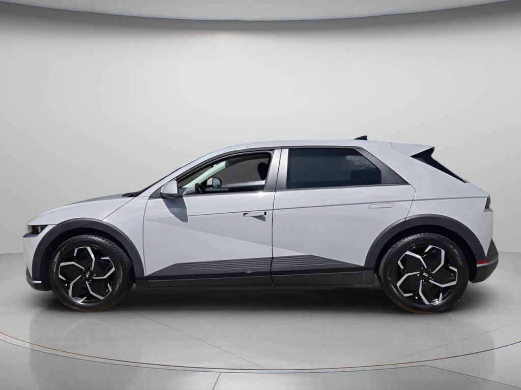 Certified 2024 Hyundai Ioniq 5 SEL RWD image 3