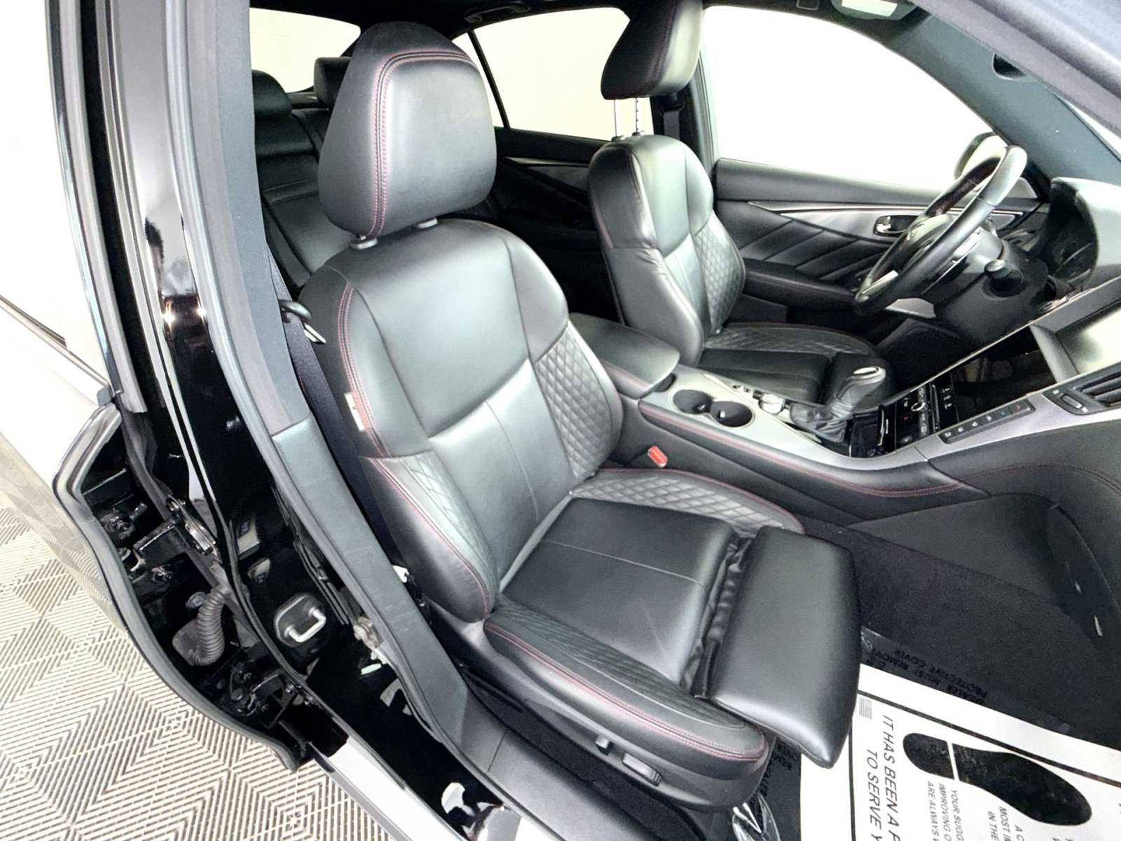 Used 2018 INFINITI Q50 Red Sport 400 w/ Sensory Package (Sport) AWD/4WD image 27