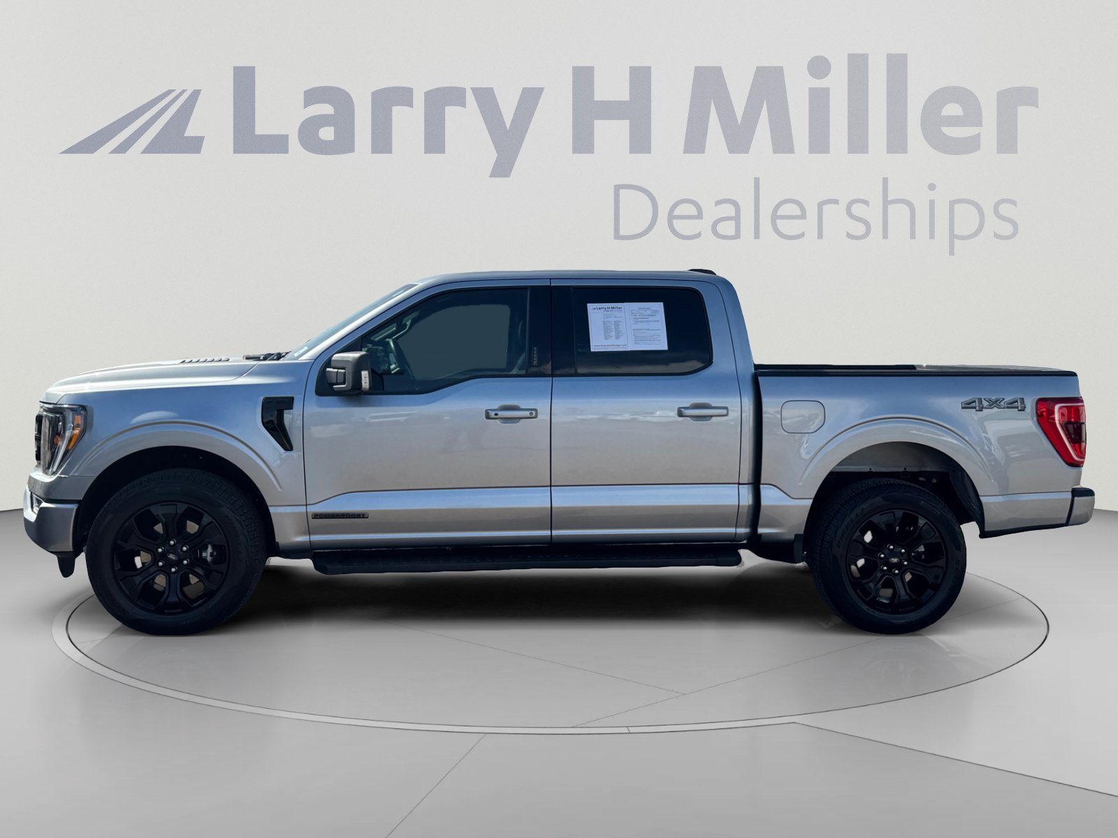 Used 2022 Ford F150 XLT w/ Equipment Group 302A High AWD/4WD image 2