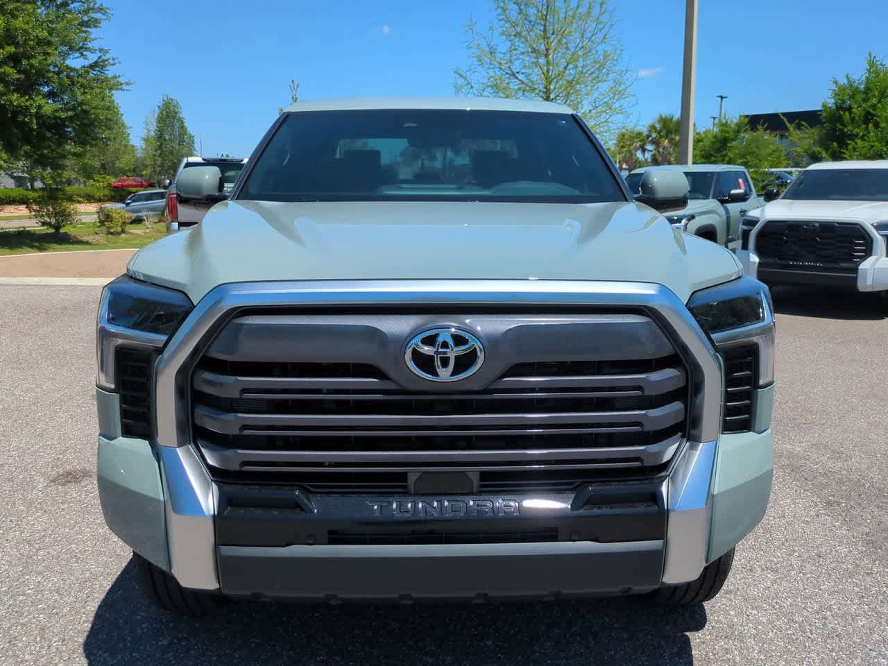 New 2026 Toyota Tundra Limited AWD/4WD image 9