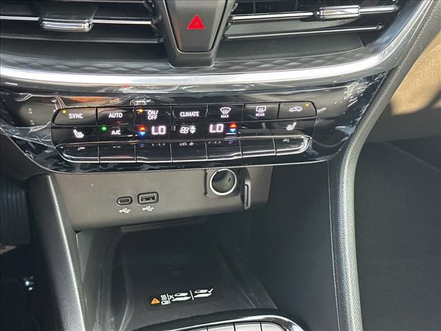 New 2026 Buick Encore GX Avenir w/ Avenir Technology Package FWD image 33