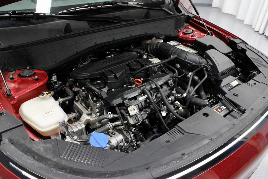 Used 2024 Hyundai Kona Limited AWD/4WD image 17