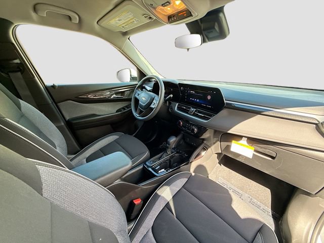 Used 2026 Chevrolet TrailBlazer LT FWD image 26