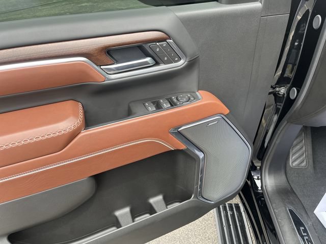 Used 2025 GMC Sierra 2500 Denali Ultimate AWD/4WD image 12