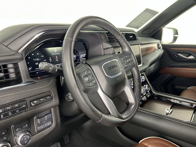 Used 2023 GMC Yukon XL Denali Ultimate image 36