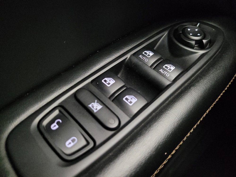 Used 2020 Jeep Compass Latitude image 27