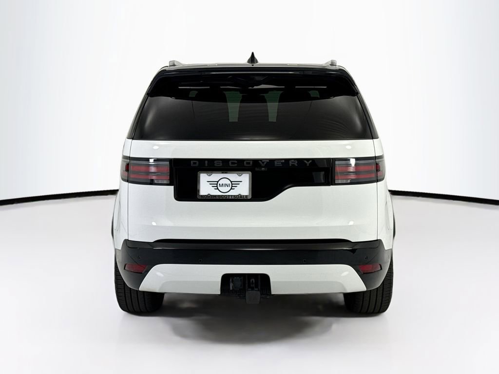 Used 2024 Land Rover Discovery Dynamic SE image 6
