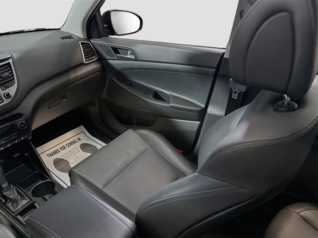 Used 2016 Hyundai Tucson Limited w/ Option Group 03 image 26