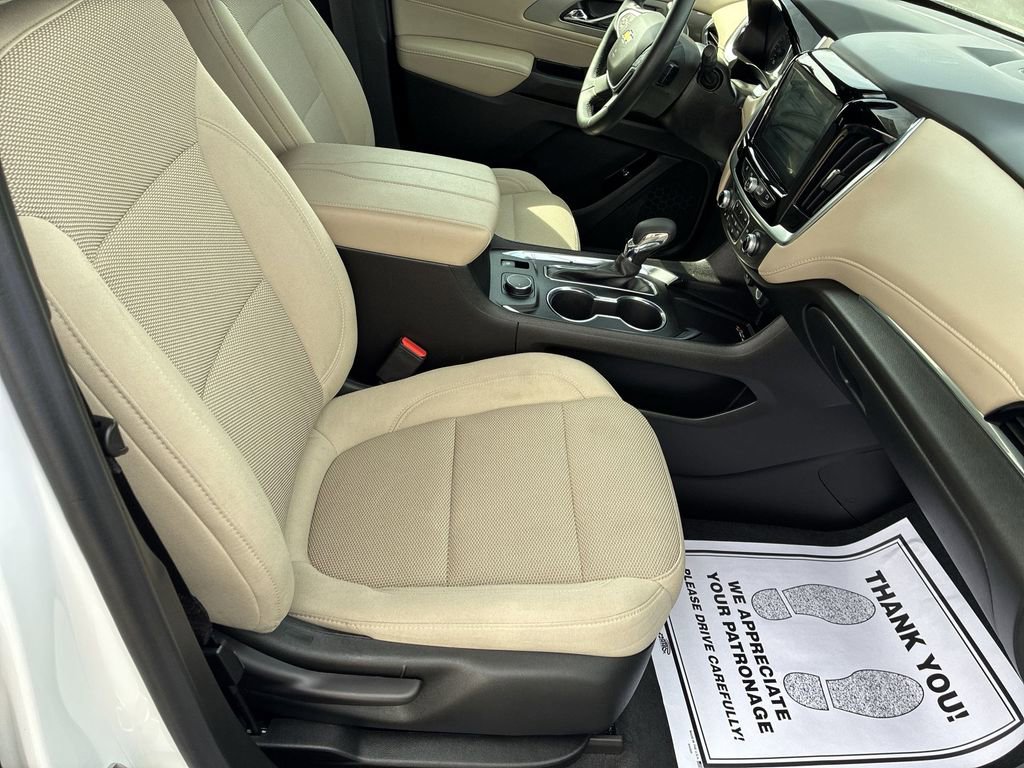 Used 2023 Chevrolet Traverse LT FWD image 22