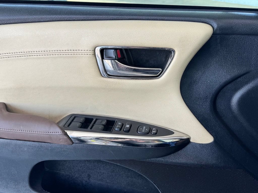Used 2015 Toyota Avalon XLE Premium FWD image 33