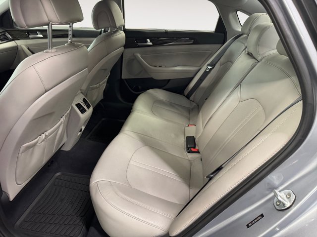 Used 2017 Hyundai Sonata Limited w/ Ultimate Package 04 FWD image 21