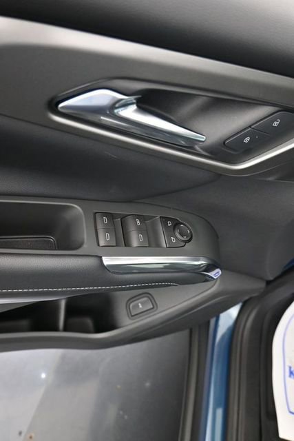 New 2026 Chevrolet Traverse LT w/ Driver Confidence Package image 13