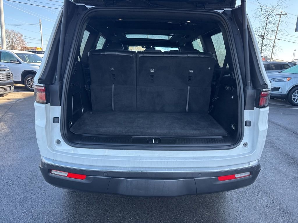 Used 2022 Jeep Wagoneer Series I w/ Premium Group I image 32