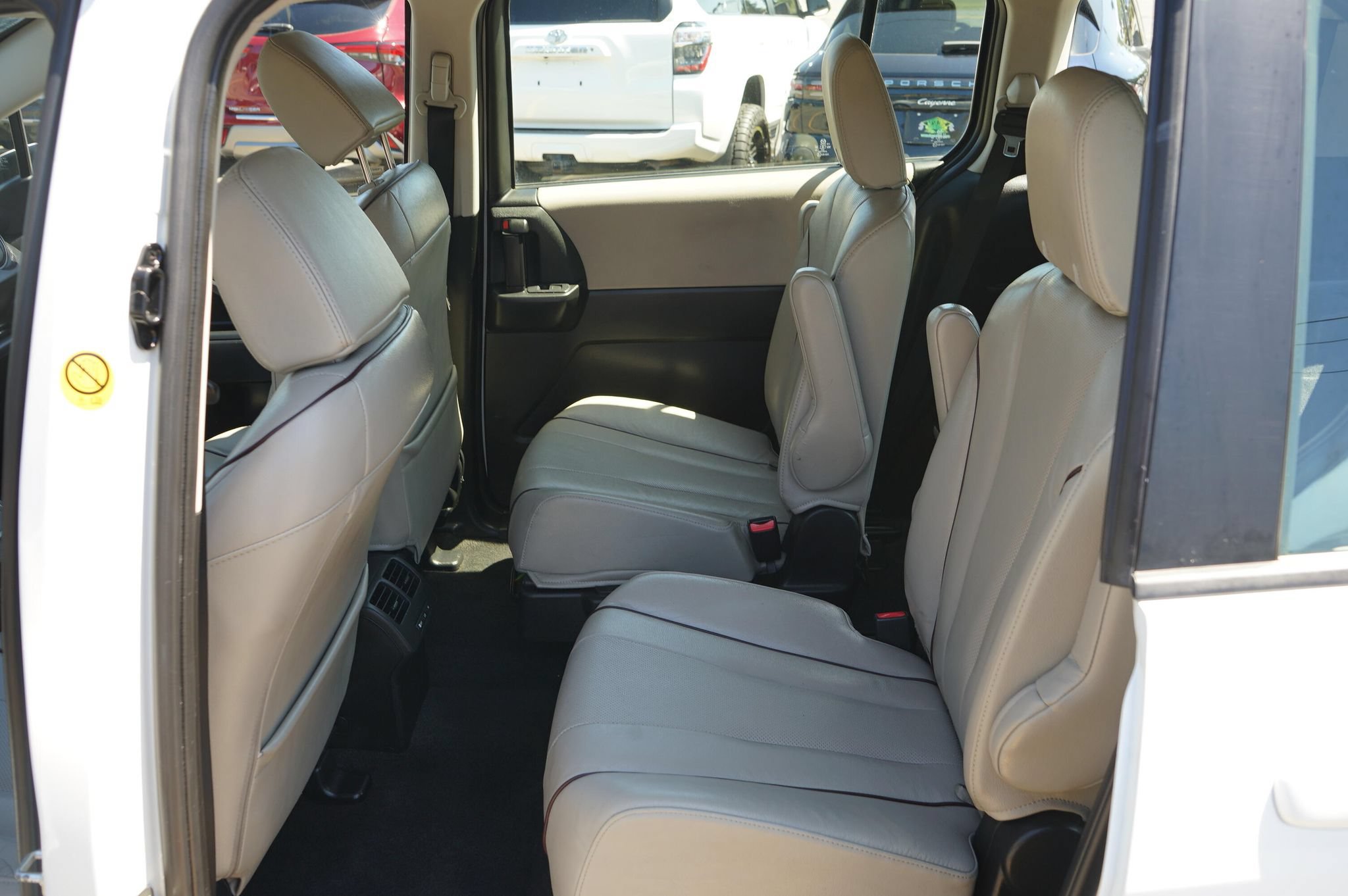 Used 2015 MAZDA MAZDA5 Grand Touring FWD image 15