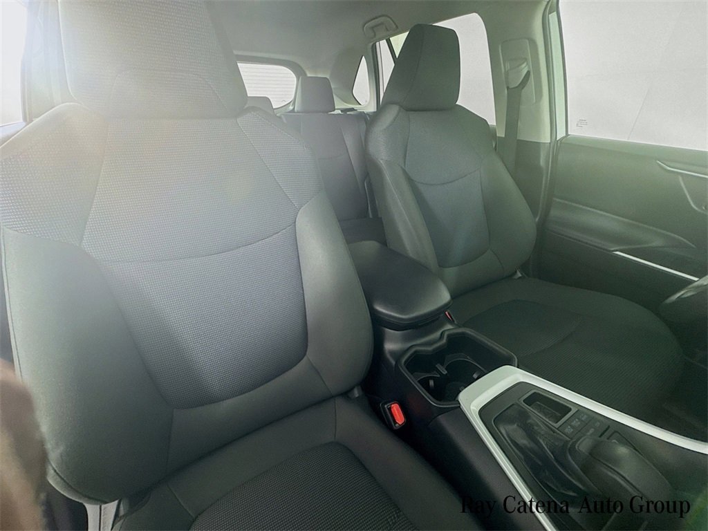 Used 2023 Toyota RAV4 LE image 29