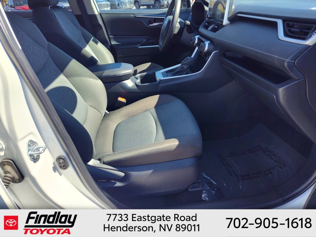 Used 2021 Toyota RAV4 Limited AWD/4WD image 14