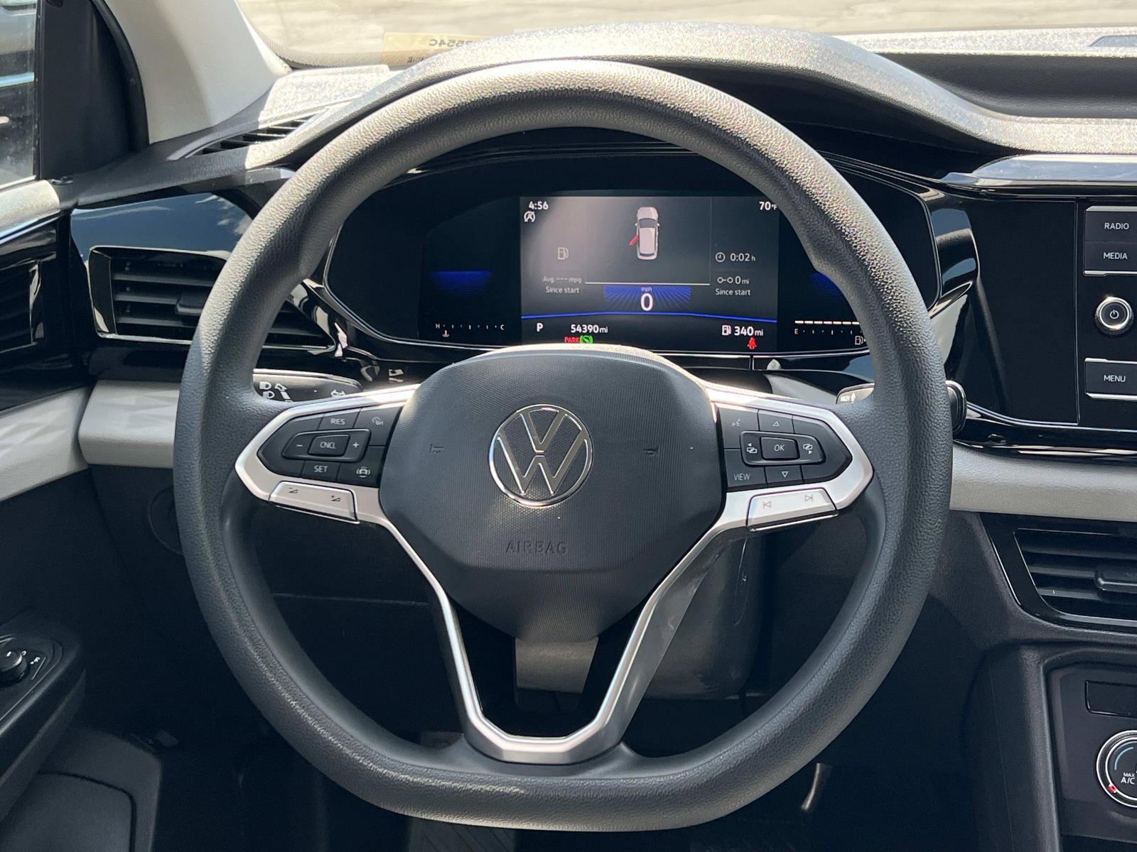 Used 2022 Volkswagen Taos S image 8