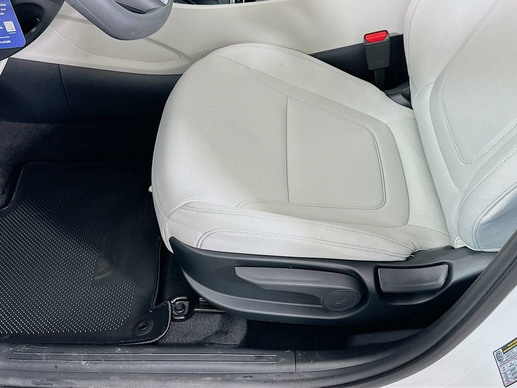 New 2026 Hyundai Tucson SE image 19