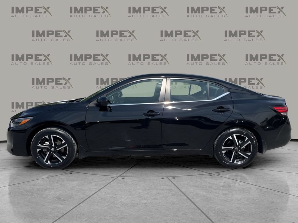 Used 2025 Nissan Sentra SV FWD image 2