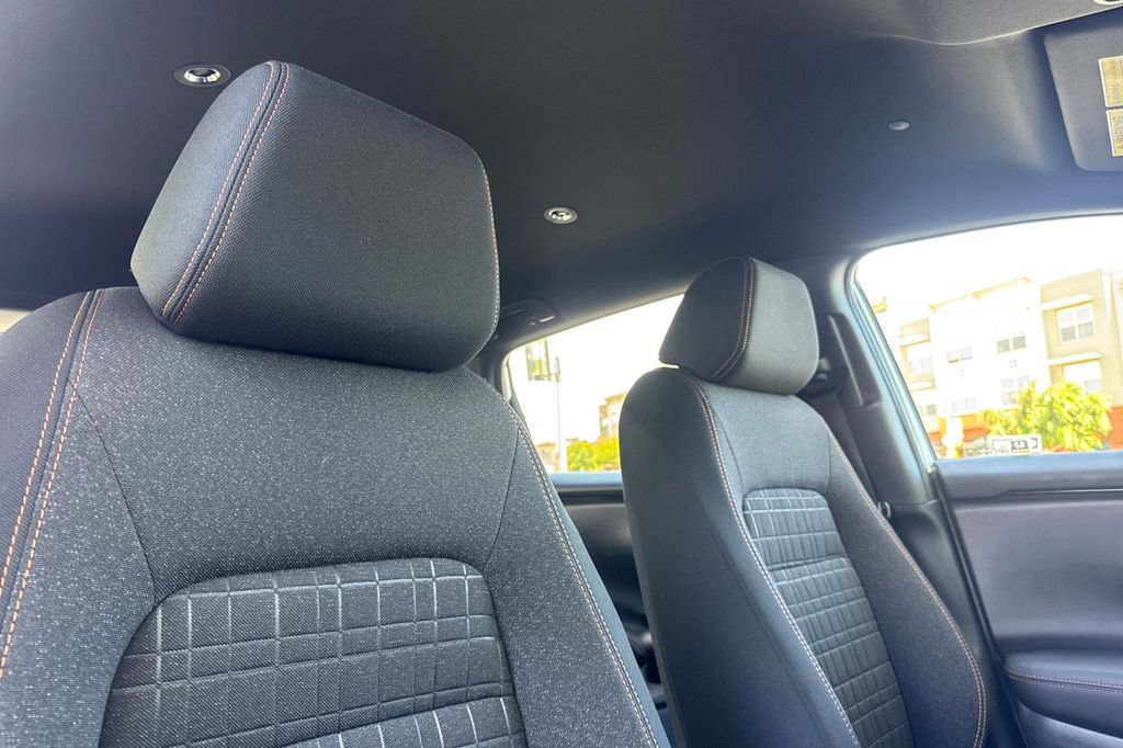 Certified 2025 Honda HR-V Sport image 21