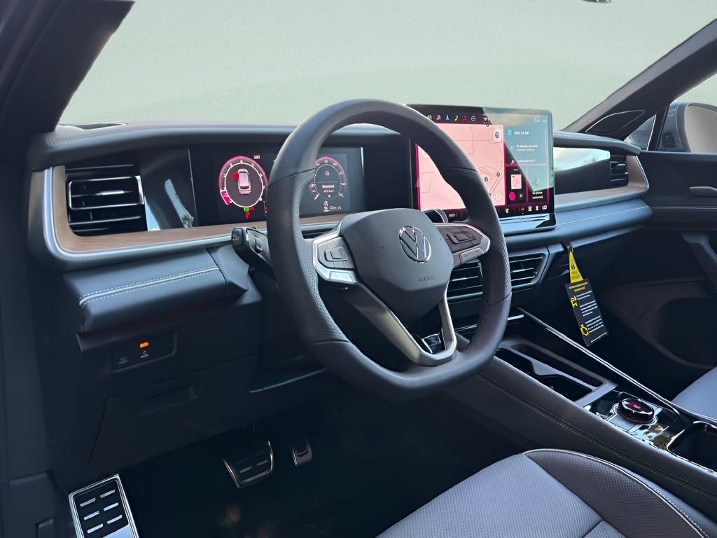 New 2027 Volkswagen Tiguan SEL R-Line AWD/4WD image 9