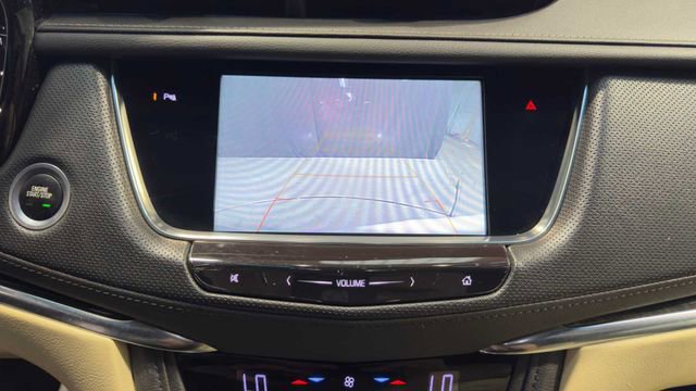 Used 2019 Cadillac XT5 FWD image 29
