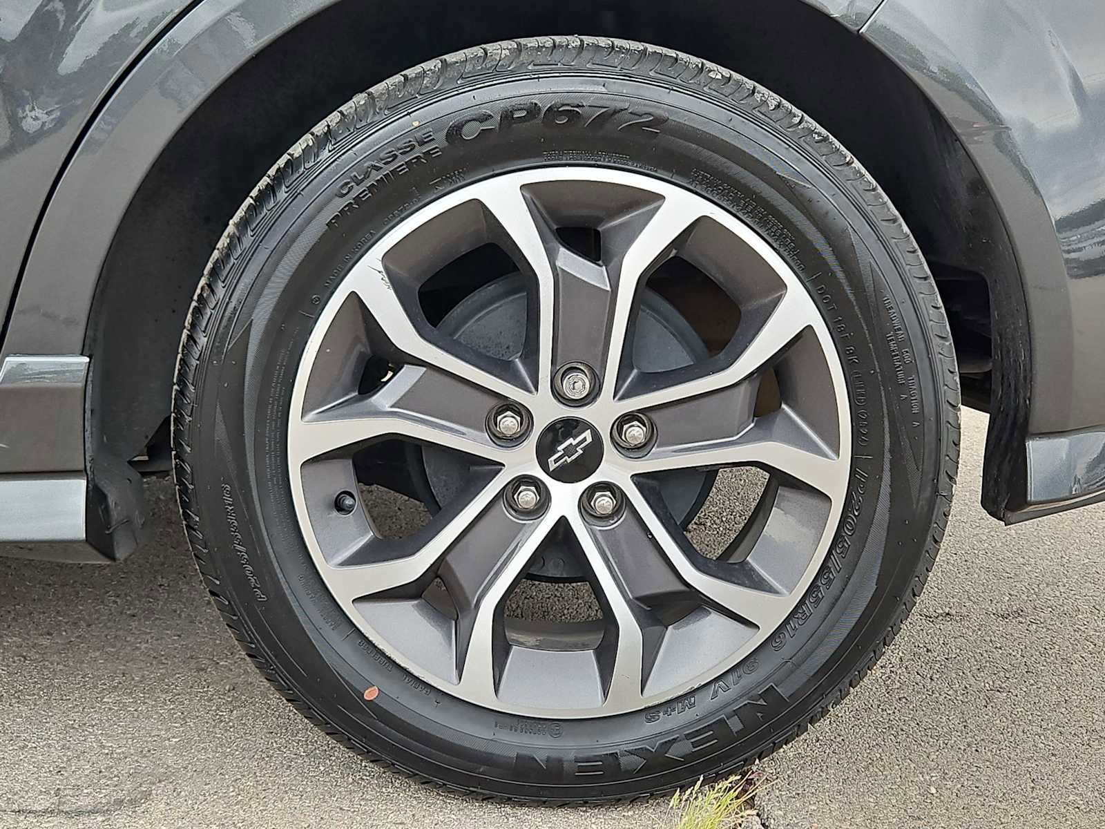 Used 2020 Chevrolet Sonic LT w/ Convenience Package image 14