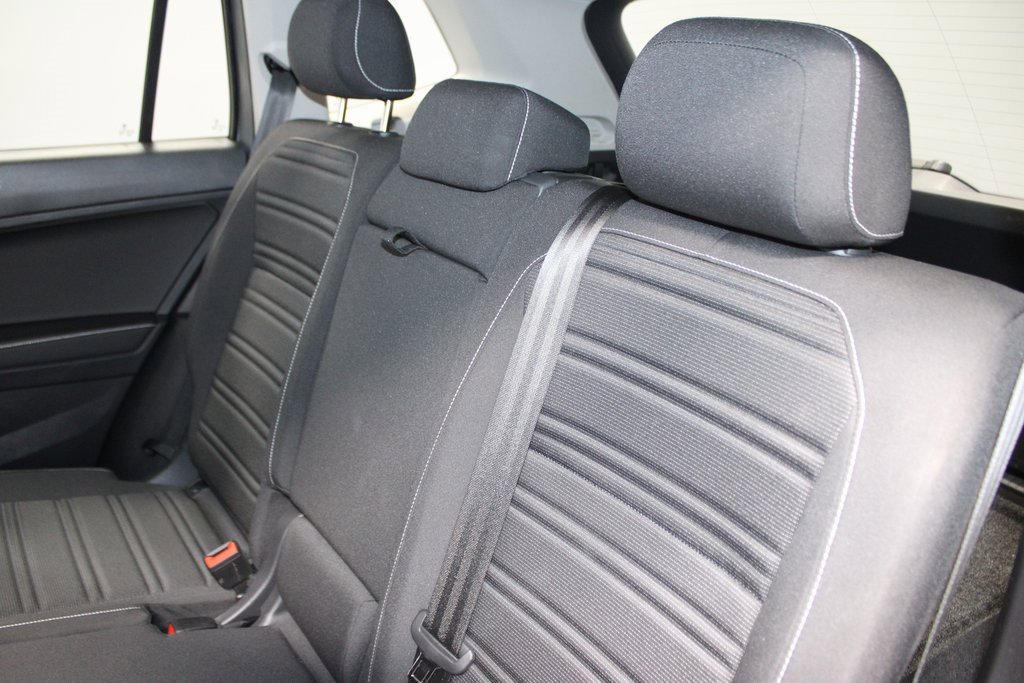 Used 2022 Volkswagen Tiguan S image 22