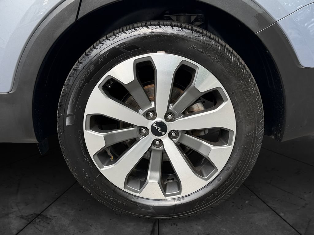 Used 2022 Kia Telluride EX w/ EX Premium Package FWD image 27