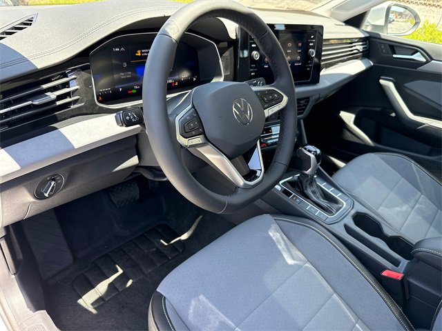New 2025 Volkswagen Jetta SE image 38