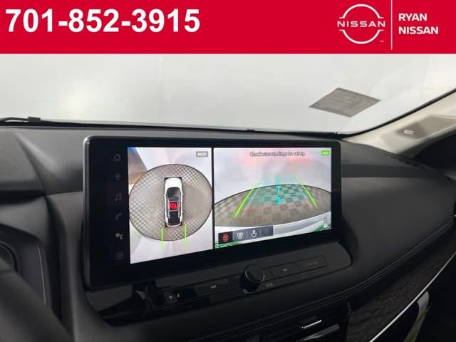 Certified 2025 Nissan Rogue Platinum w/ Platinum Premium Package image 21