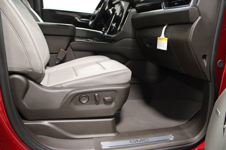 New 2026 GMC Yukon XL Elevation image 29