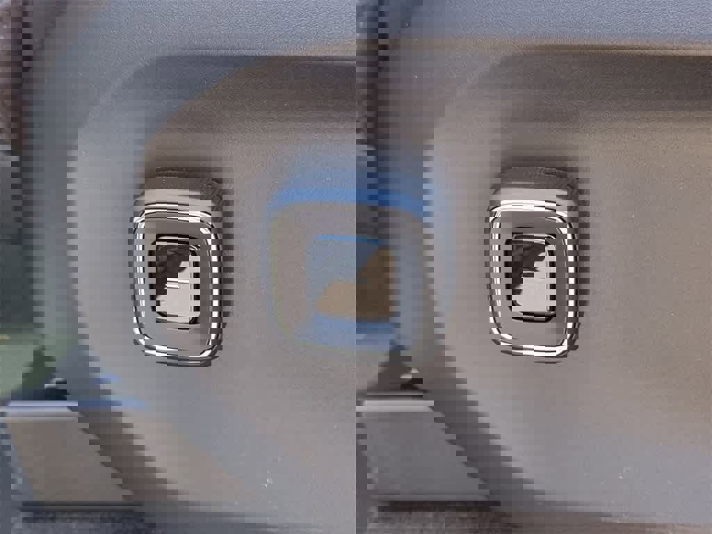 New 2025 Volvo EX90 Ultra w/ Protection Package Premier image 15