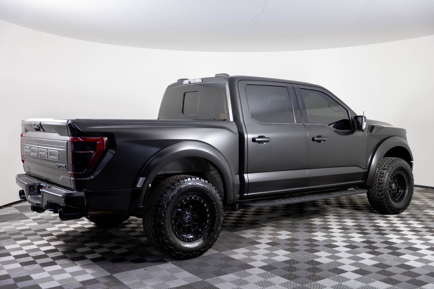 Used 2023 Ford F150 Raptor AWD/4WD image 8