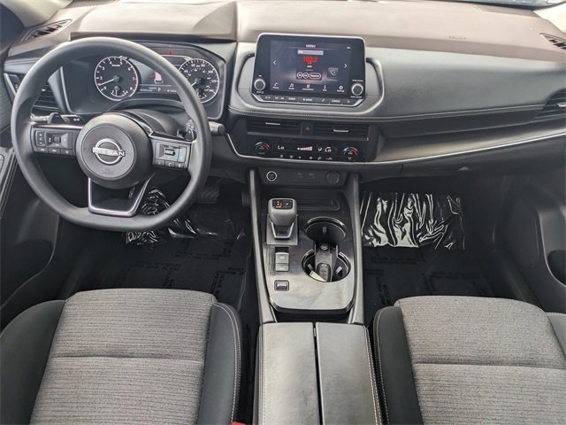 Used 2023 Nissan Rogue SV image 10