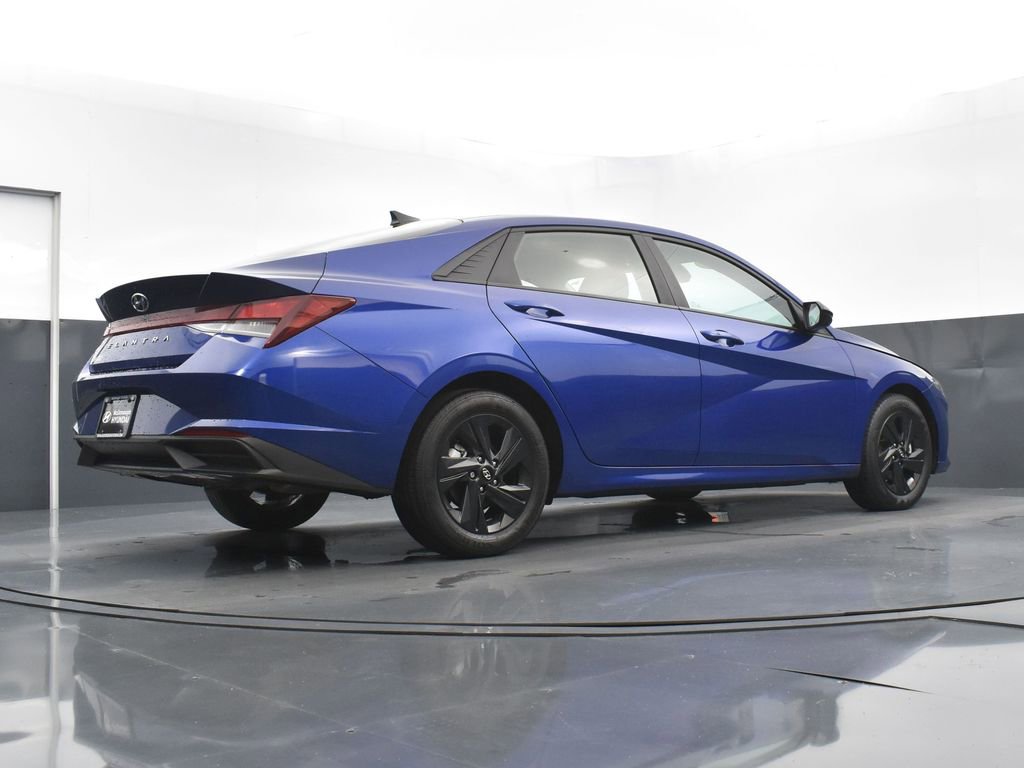 Used 2023 Hyundai Elantra SEL image 22